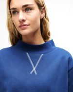 blue parke classic mockneck sweatshirt​